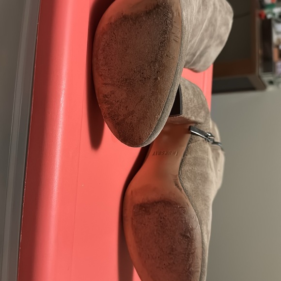 Highline Taupe Thursday Boots - Picture 4 of 8